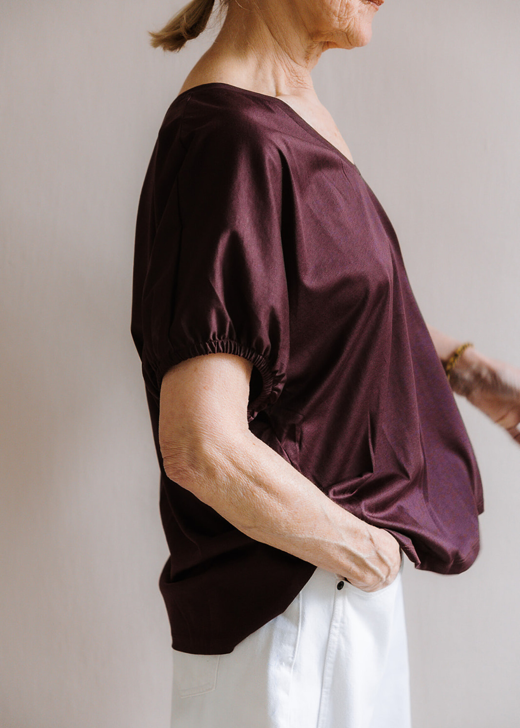Ottod'Ame T-shirt V-neck aubergine