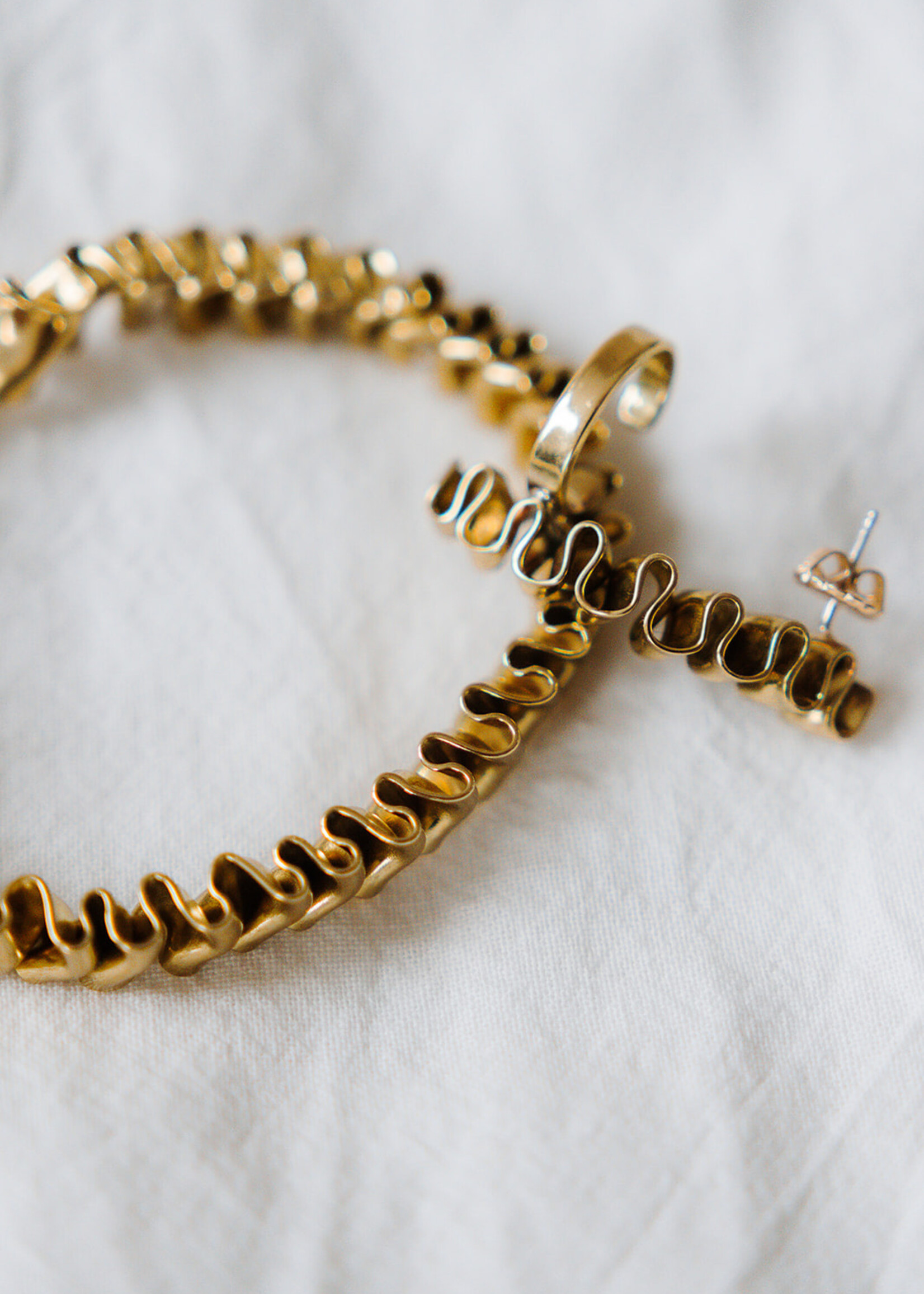 Tweek-eek Mirr wave bracelet