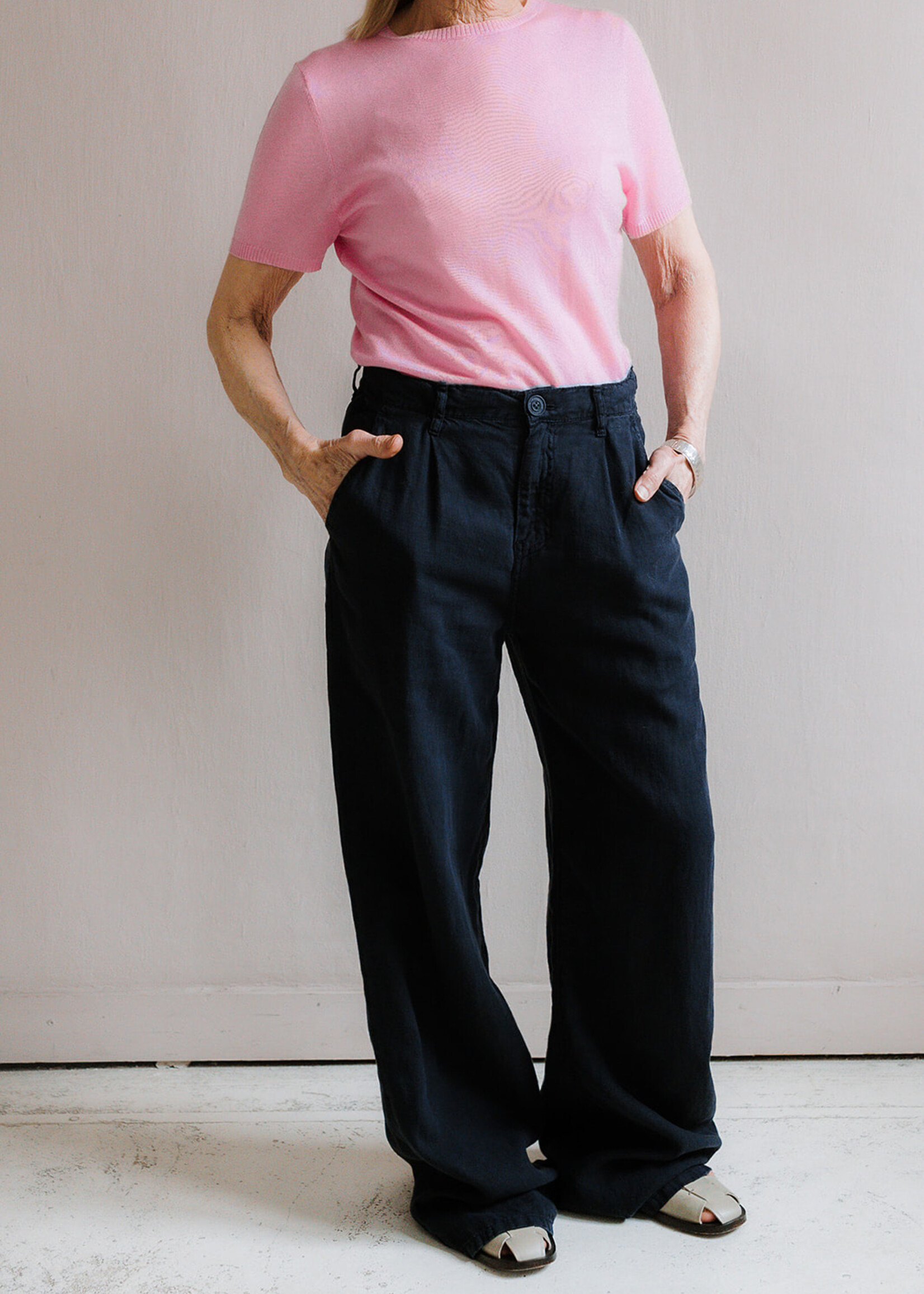 Lois Skater pleats linen  navy