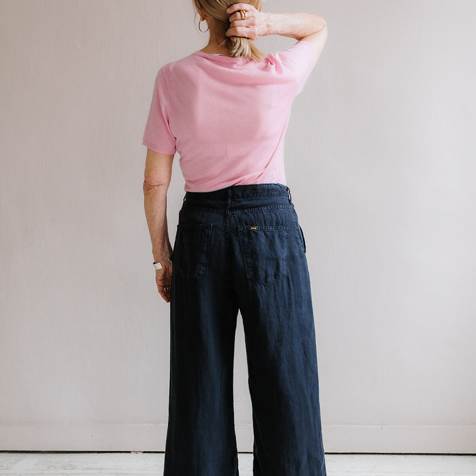Lois Skater pleats linen  navy