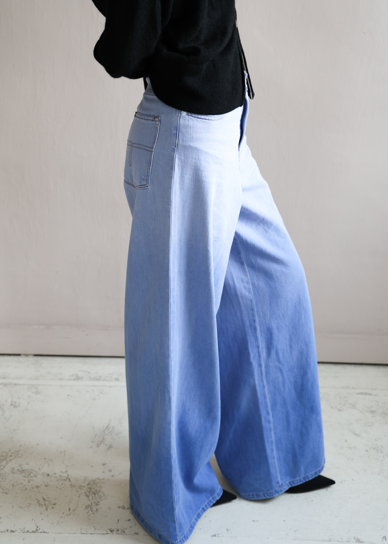 Marlene pear dip dye  blue