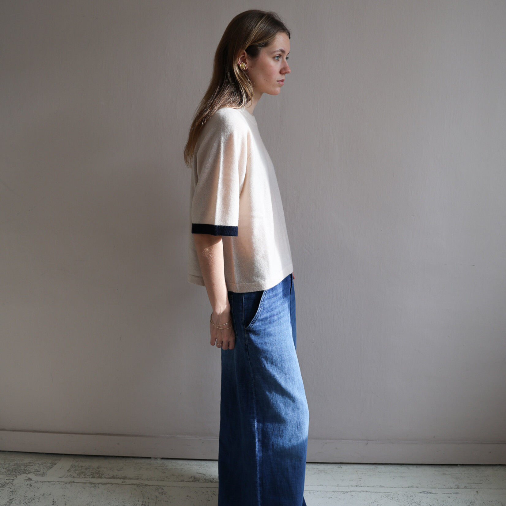 Lois Marlene pear linen cross stone