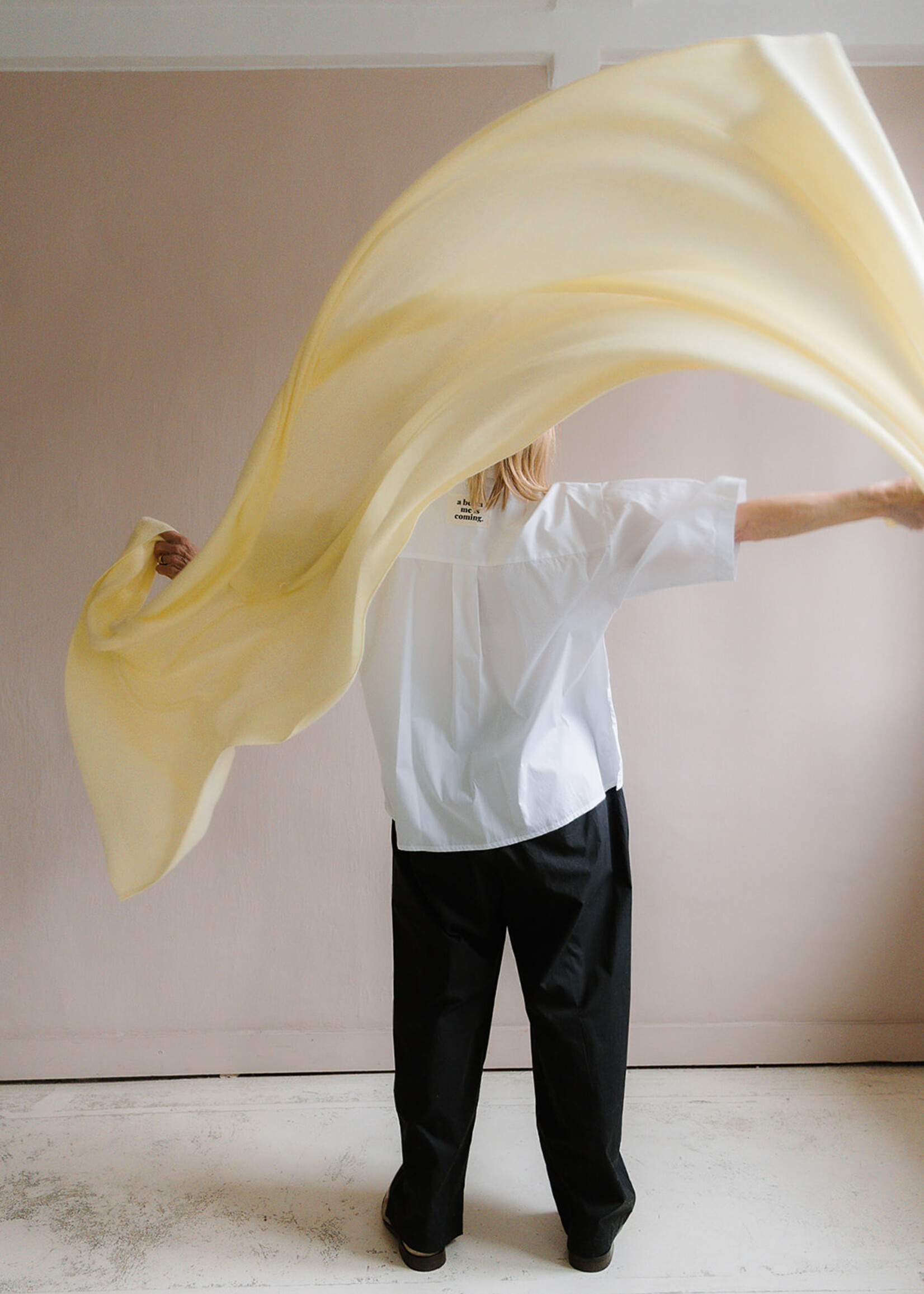 White + Warren Cashmere Travel Wrap lemonade