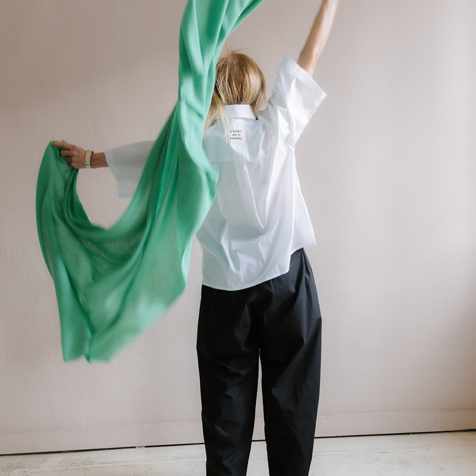 White + Warren Cashmere Travel Wrap  color retro green