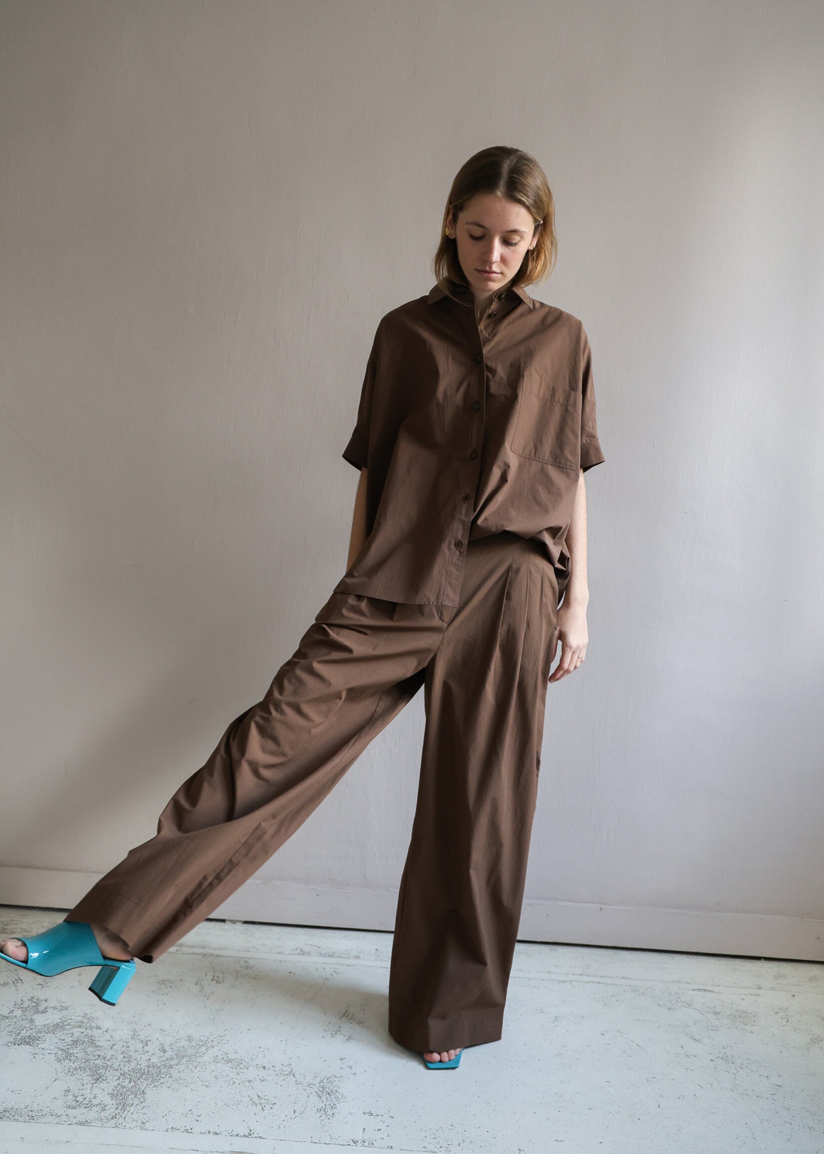 Ottod'Ame Long pleated trousers brown