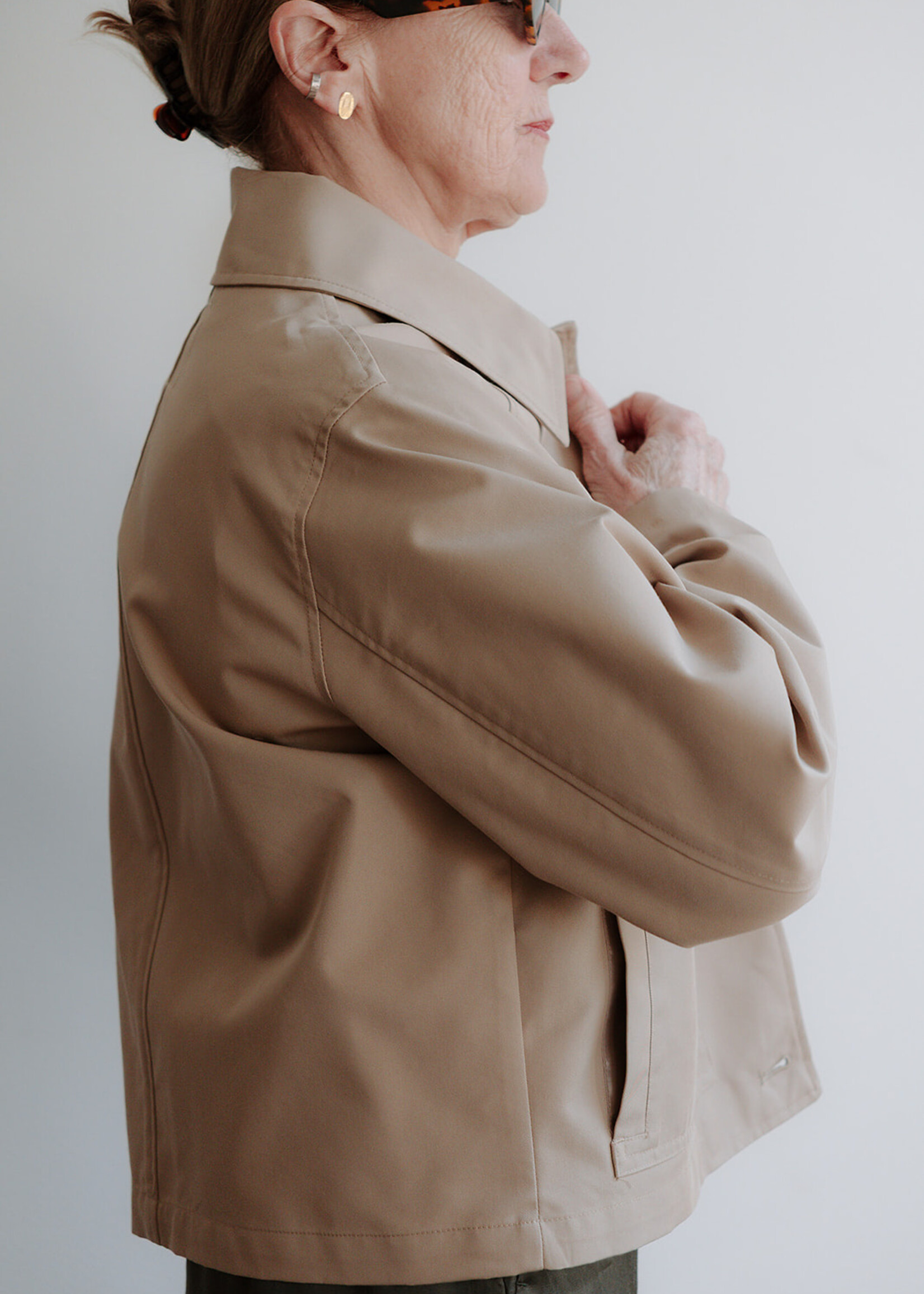 Ottod'Ame Short trench coat with pockets