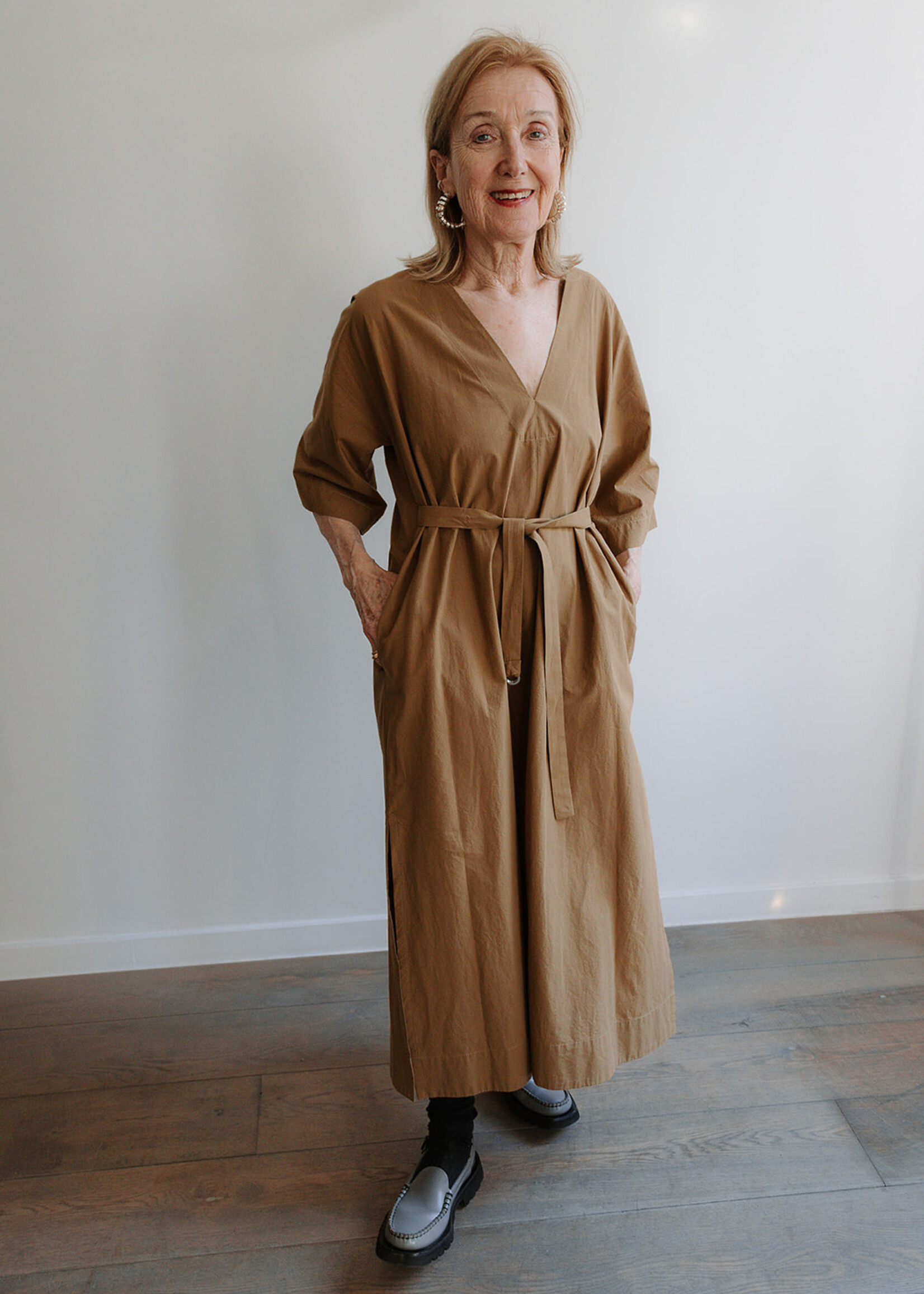 Ottod'Ame Cotton dress with V-neck rhum