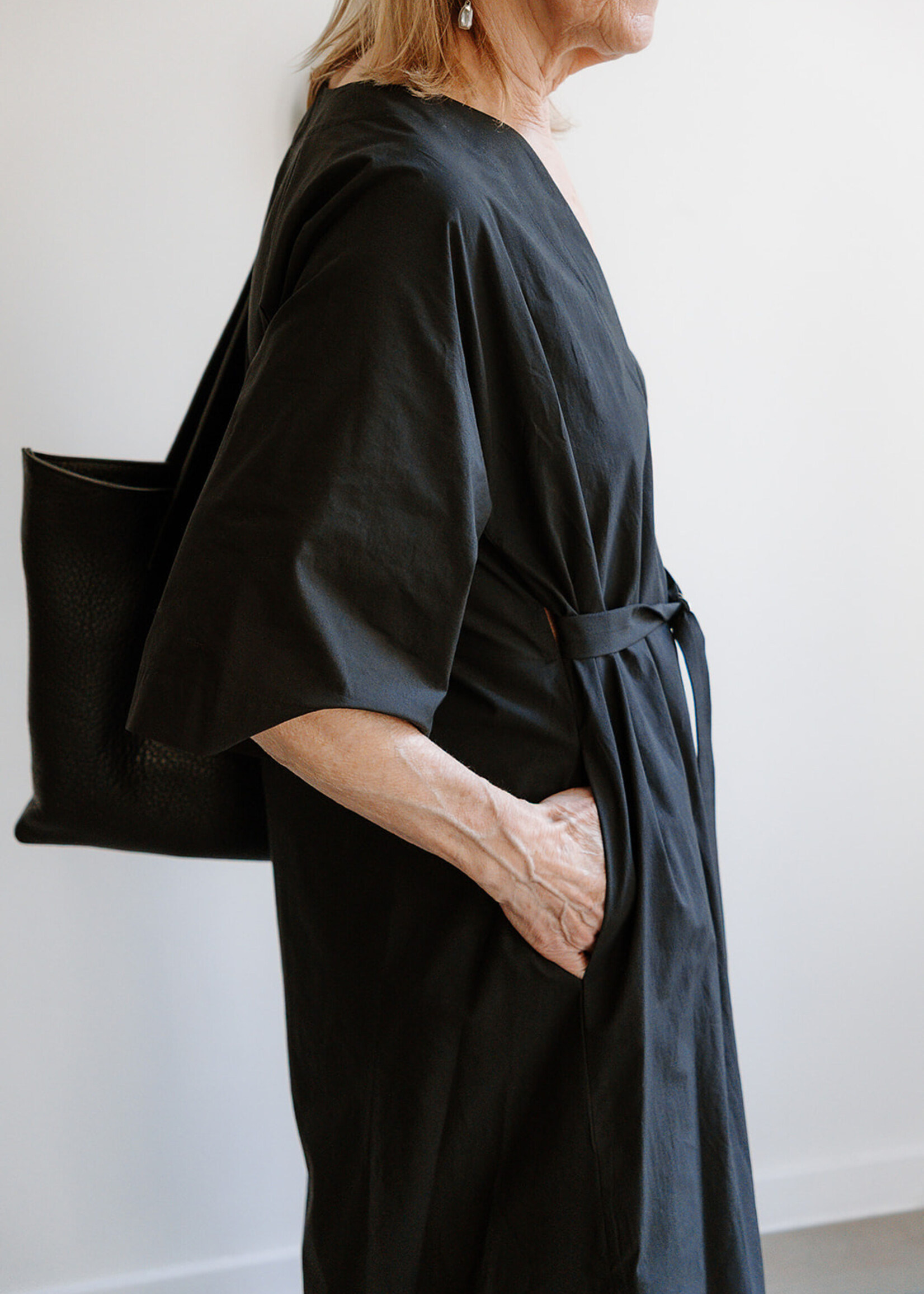 Ottod'Ame Cotton dress with V-neck color black