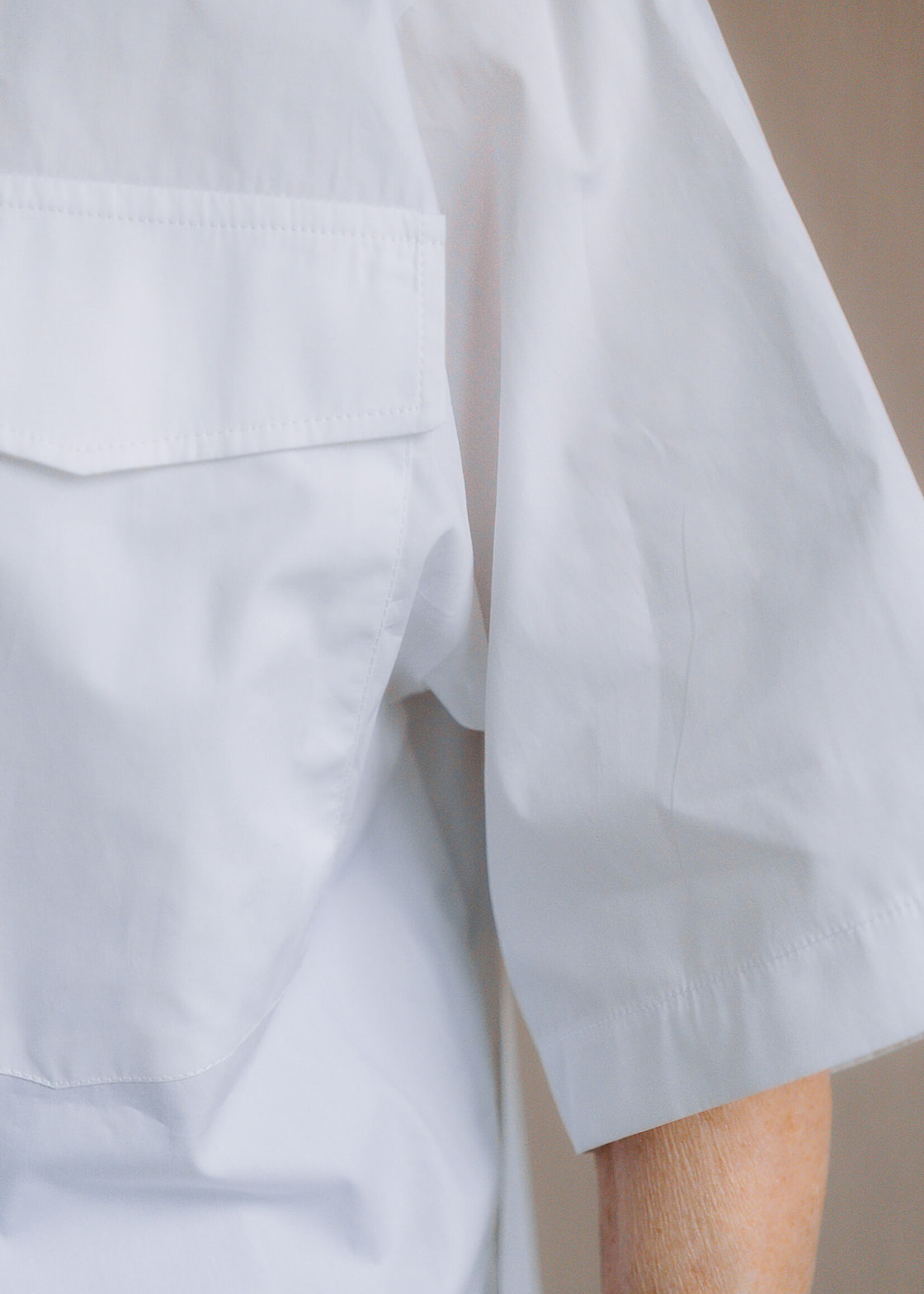 Shirt oversized short sleeves white