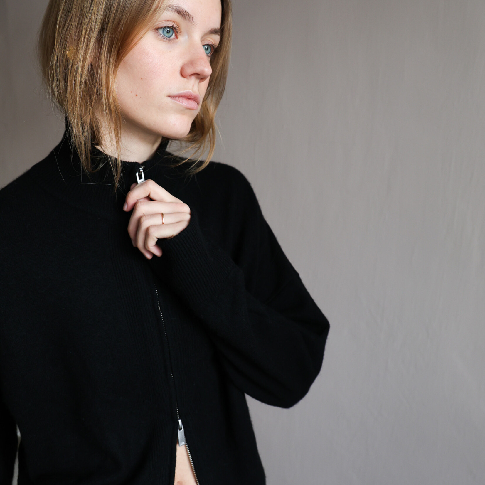 Colorush Toto zip jacket color black