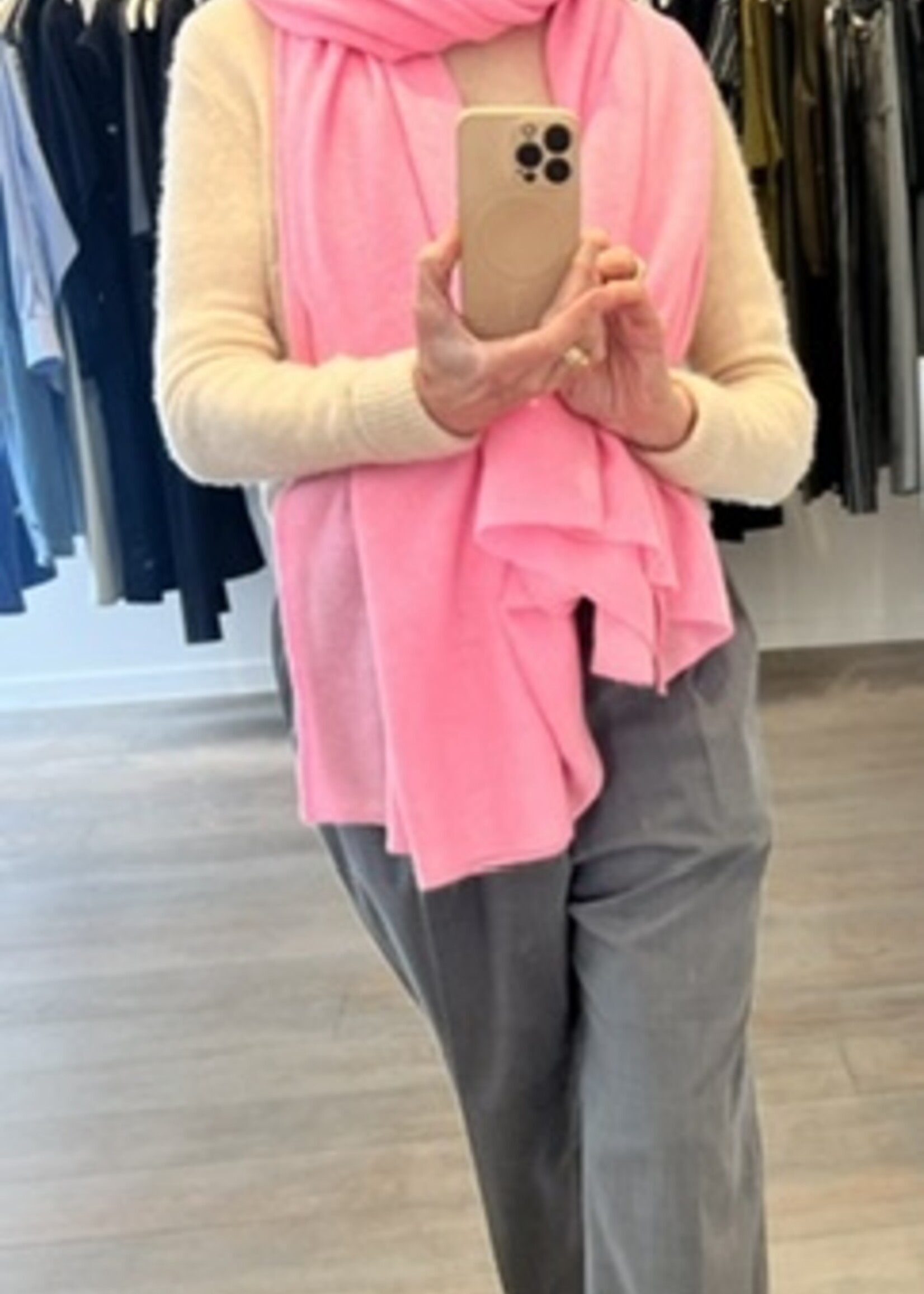 White + Warren Cashmere Travel Wrap (pink buds)