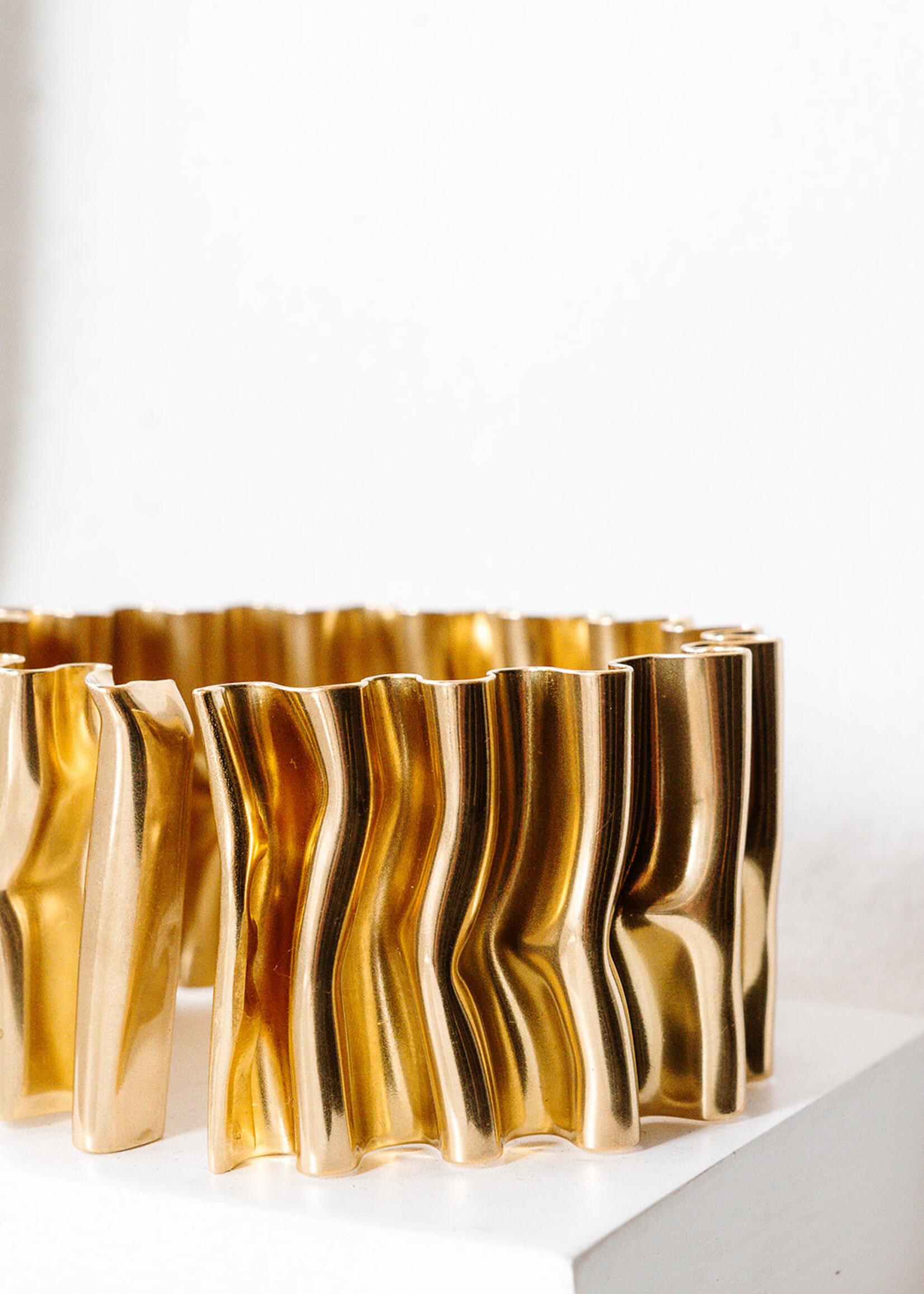 Tweek-eek Mirr wave brass bracelet