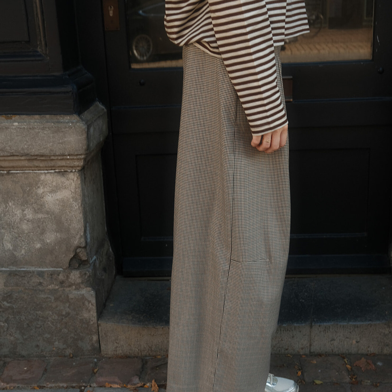 Checked barell trouser