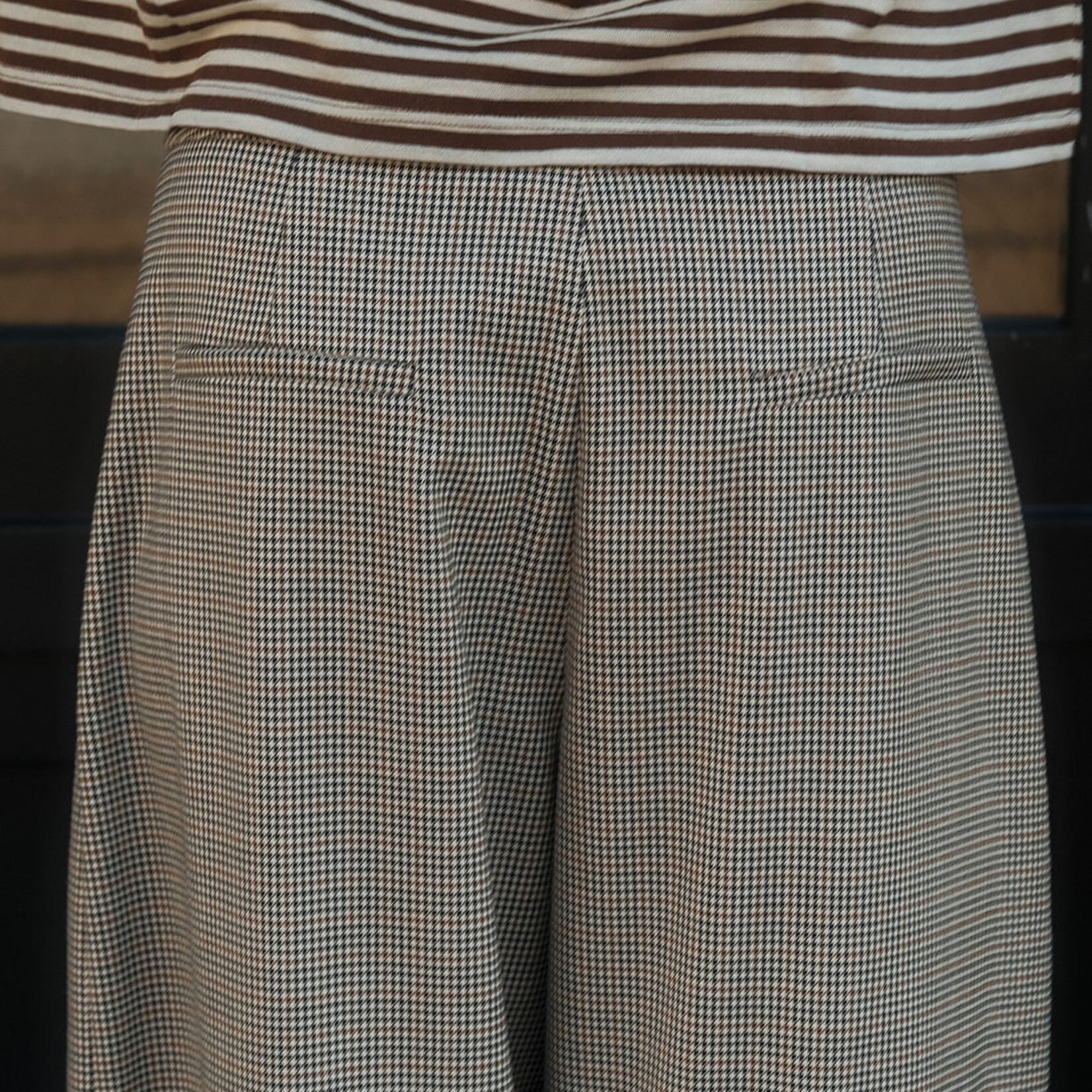 Checked barell trouser