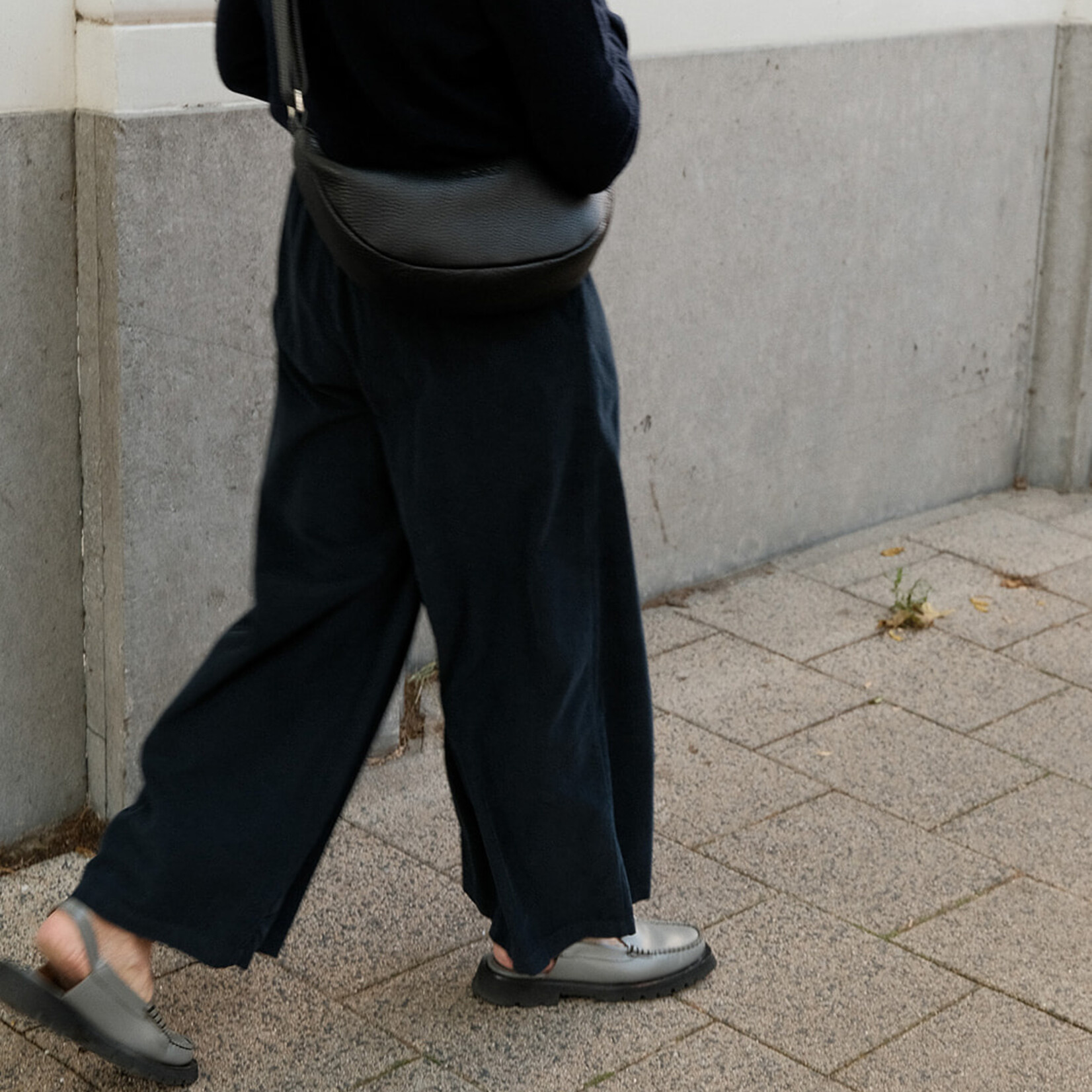 Corduroy trouser dark blue