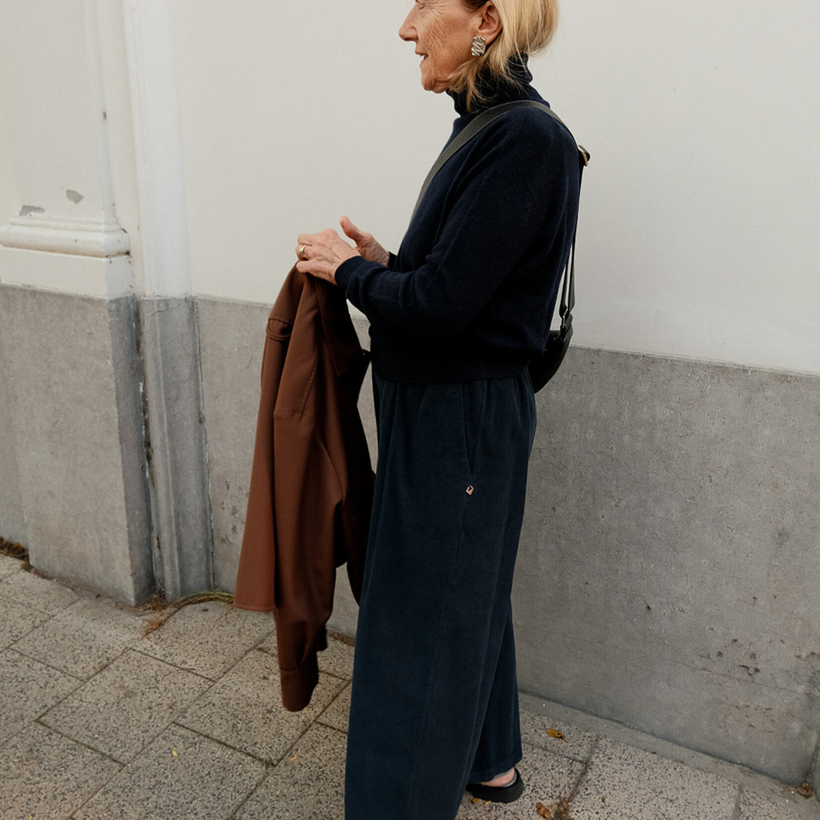 Corduroy trouser dark blue