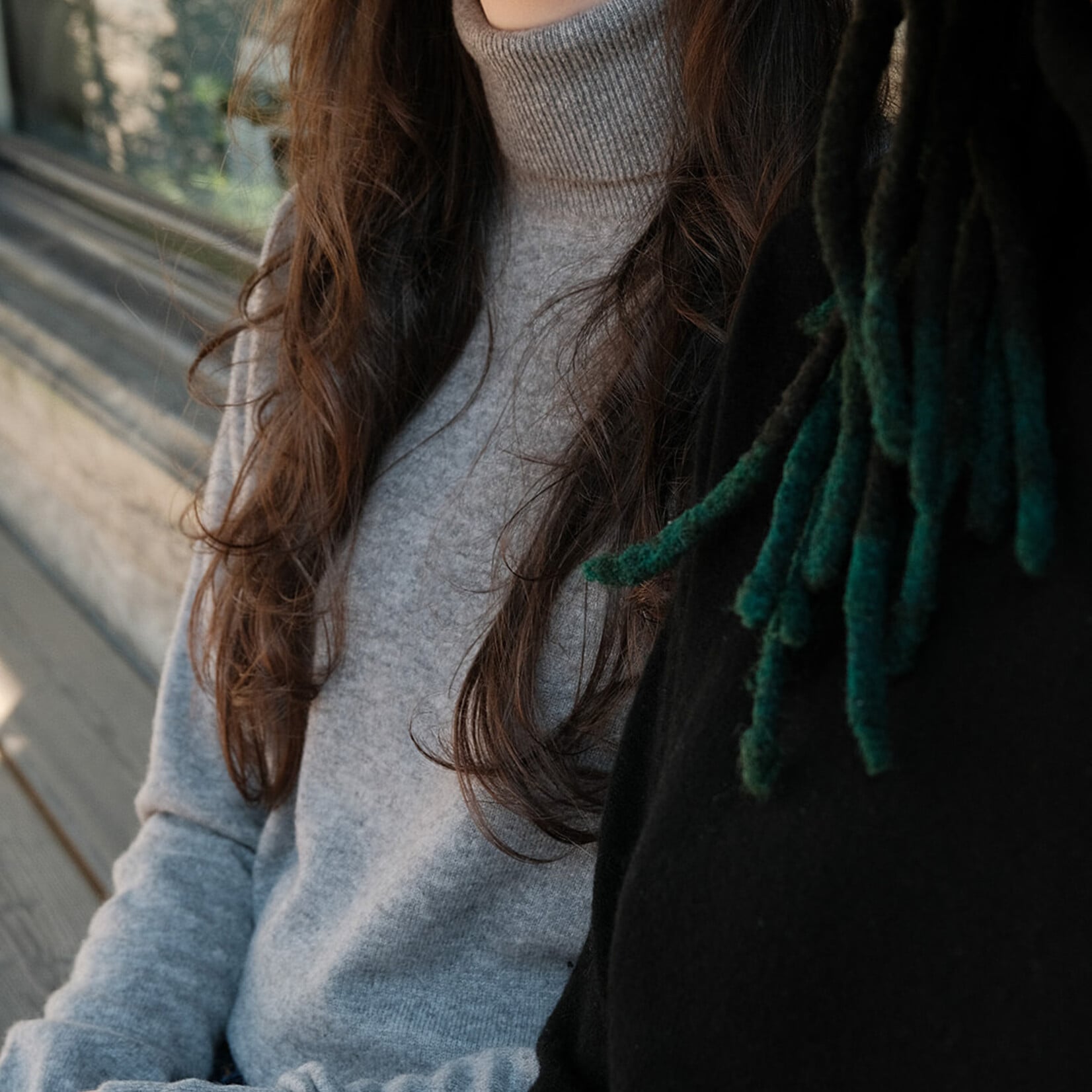 Turtle neck sweater grey
