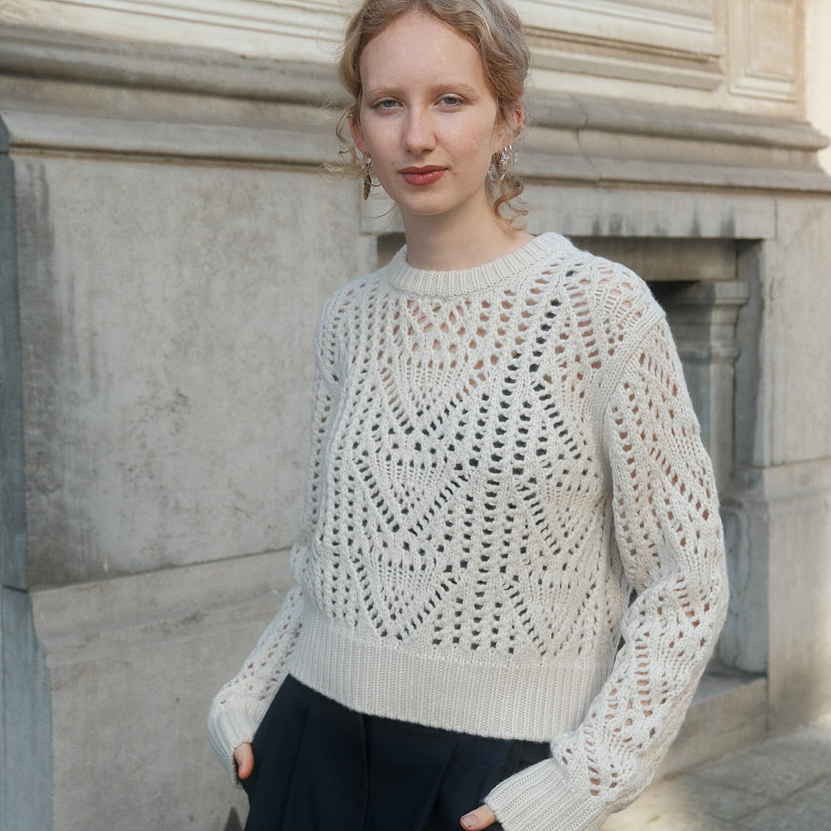 White + Warren cashmere blend crewneck