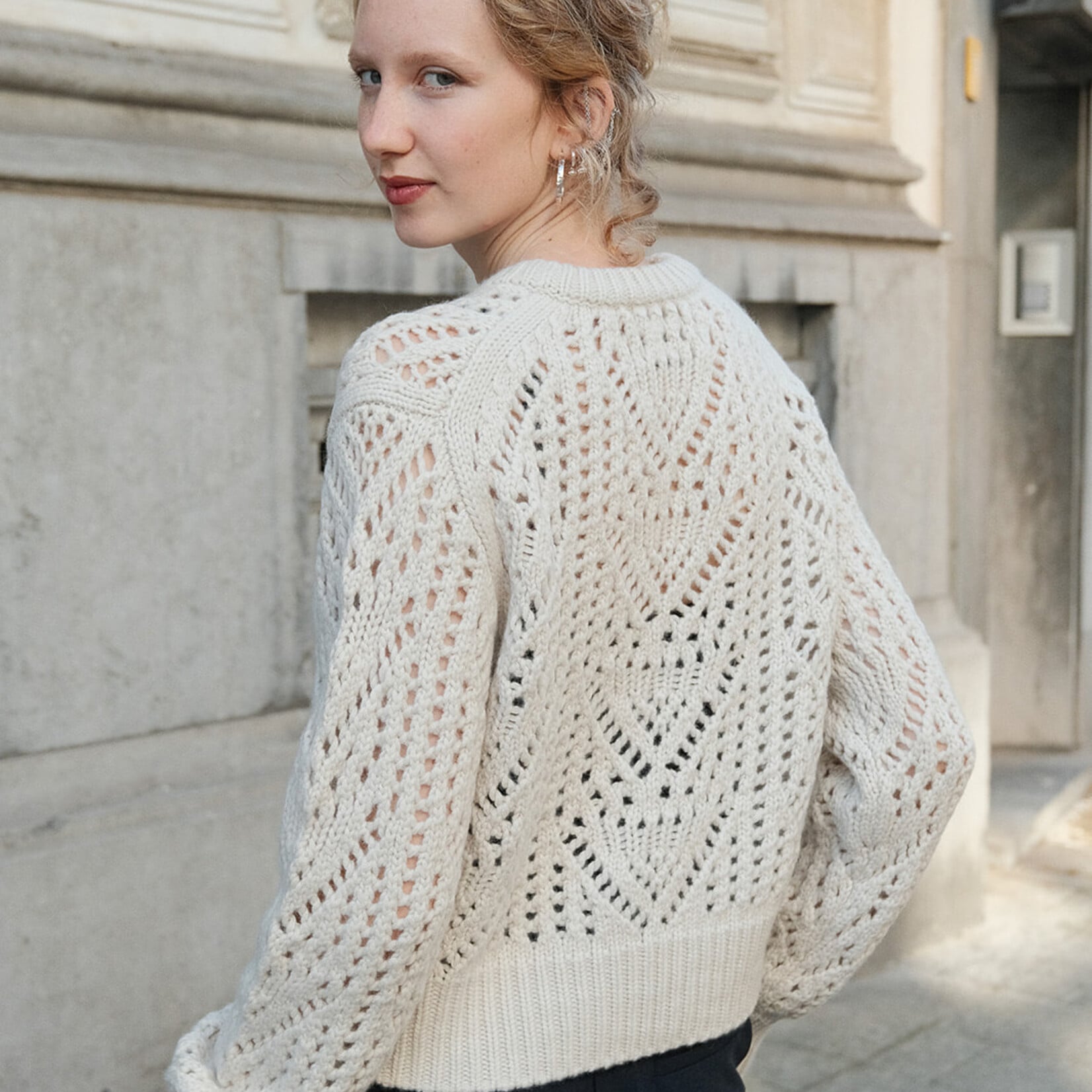 White + Warren cashmere blend crewneck