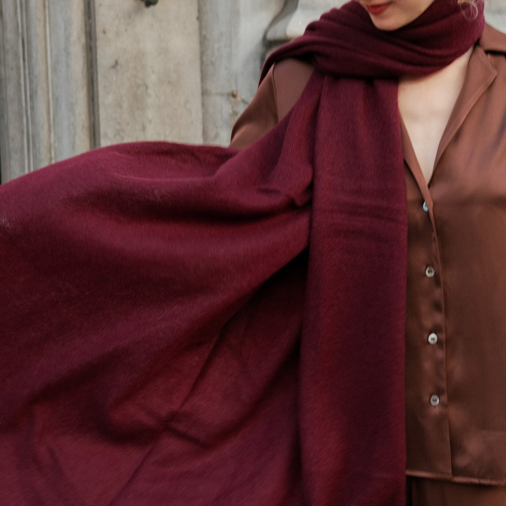White + Warren Cashmere Travel Wrap  SANGRIA