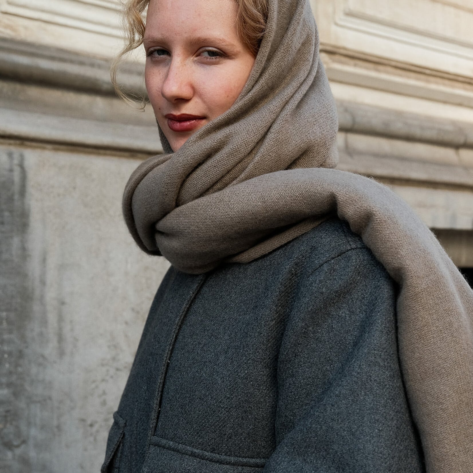 White + Warren Cashmere Travel Wrap    SOFT SHALE