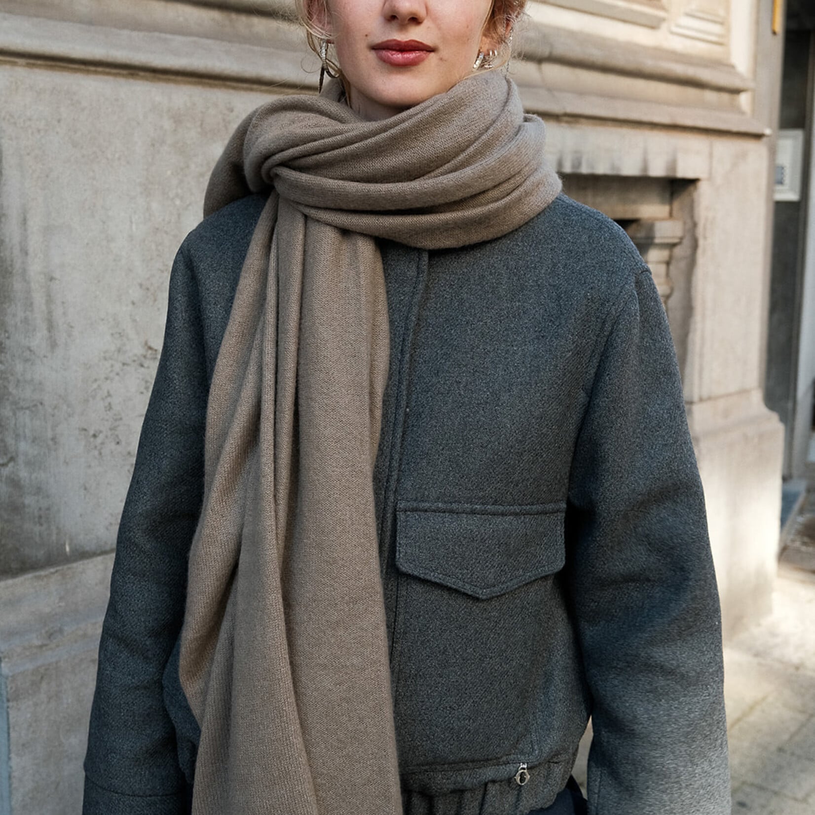 White + Warren Cashmere Travel Wrap    SOFT SHALE