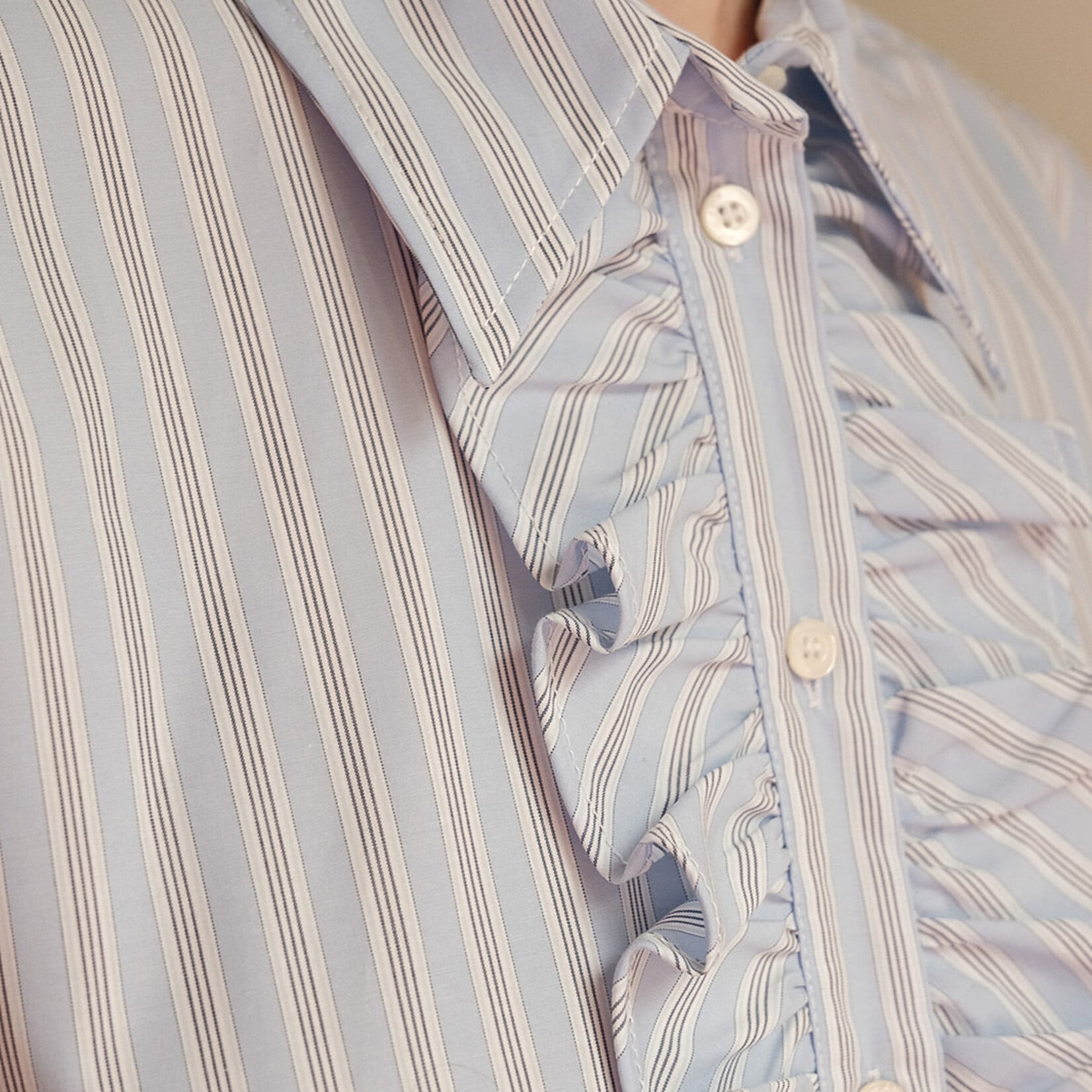 Ottod'Ame Ruffled striped shirt