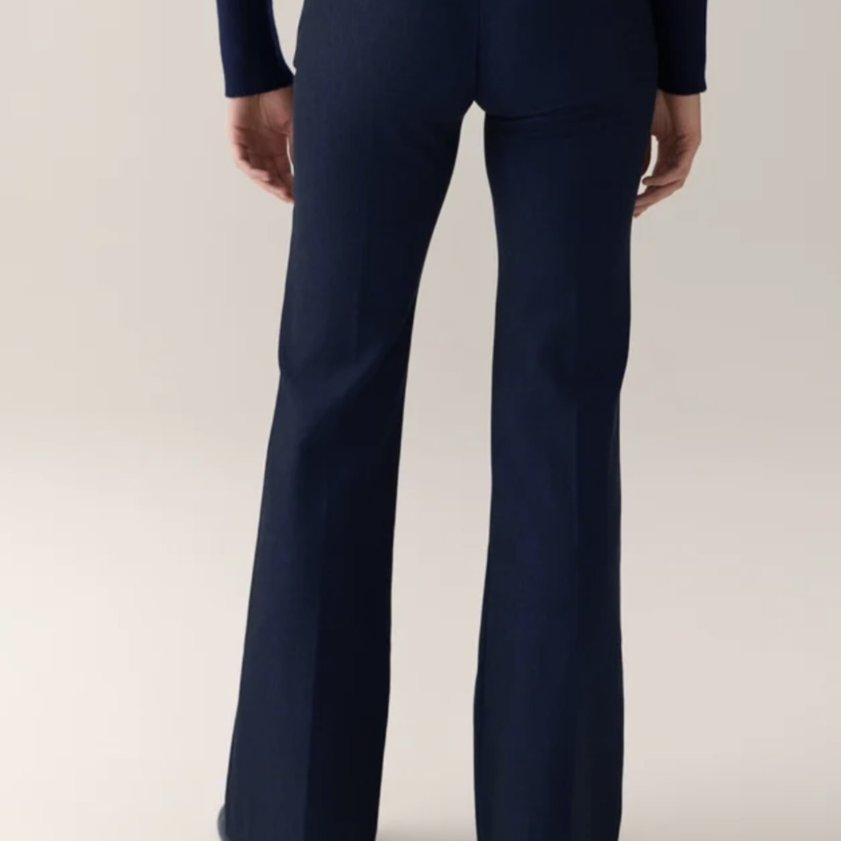 Lois Silvia wide blue
