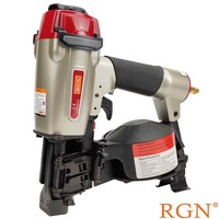 CRN45A Roofing coil nailer - spijker lengte 19-45mm, dikte 3.05mm