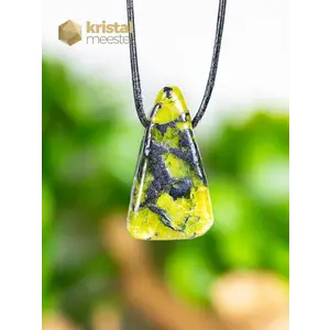 Lizardite EX pendant drilled - no. 3