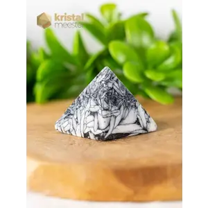 Pinolite Pyramid - no. 1