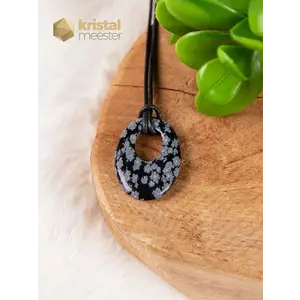 Snowflake Obsidian Donut Oval - 25 mm