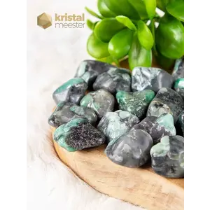 Emerald Tumbled Stones - Size S