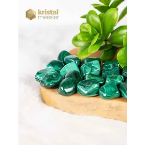 Malachite Tumbled Stones - size M