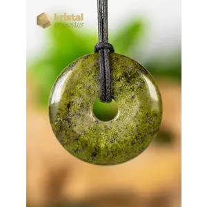 Epidote Donut - 40 mm