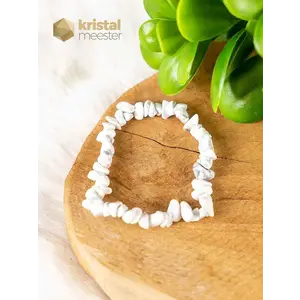 Howlite Chip Bracelet