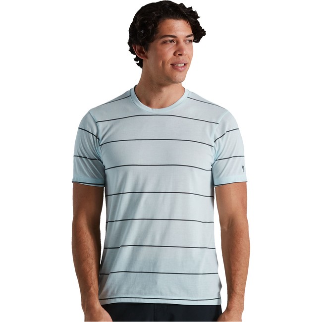 TRAIL STRIPE TECH TEE SS MEN ICEBLU L