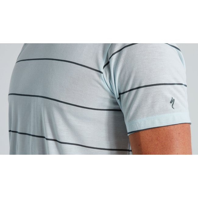 TRAIL STRIPE TECH TEE SS MEN ICEBLU L