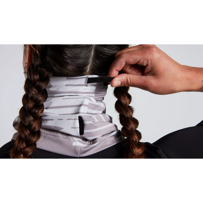 BLUR NECK GAITER SILVER ONE SIZE