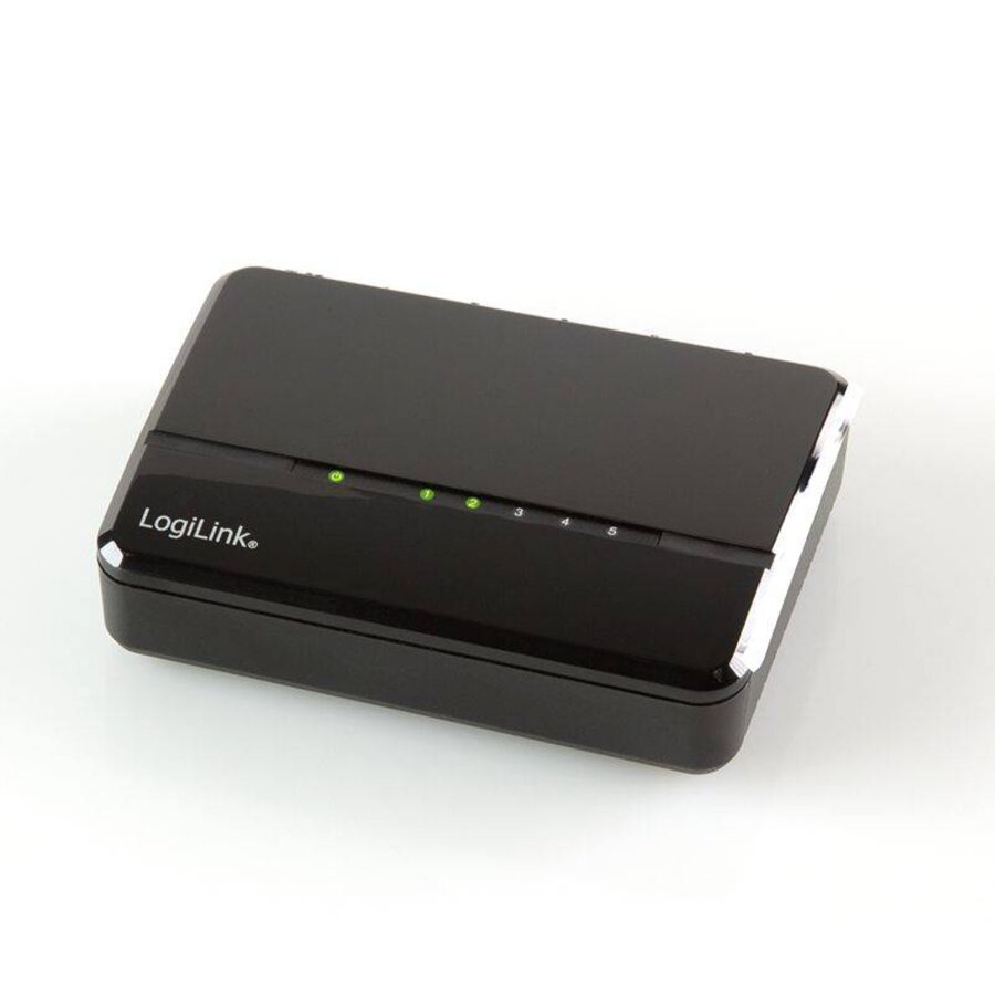 5-POORTS ETHERNET SWITCH 10/100 MBPS