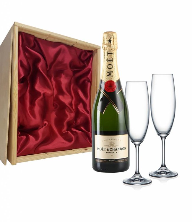 Champagnepakket met 2 champagneglazen - Moët & Chandon Impérial Brut