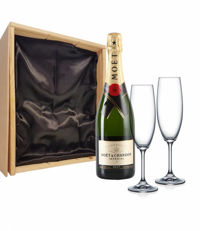 Champagnepakket met 2 champagneglazen - Moët & Chandon Impérial Brut