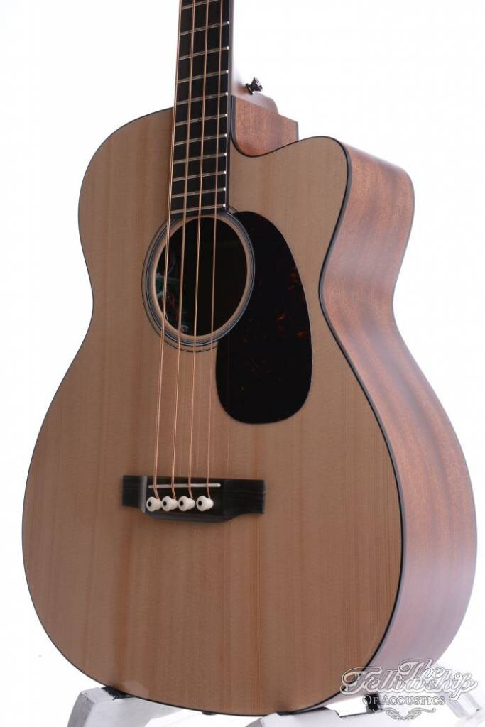 BCPA4 Akoestische Basgitaar