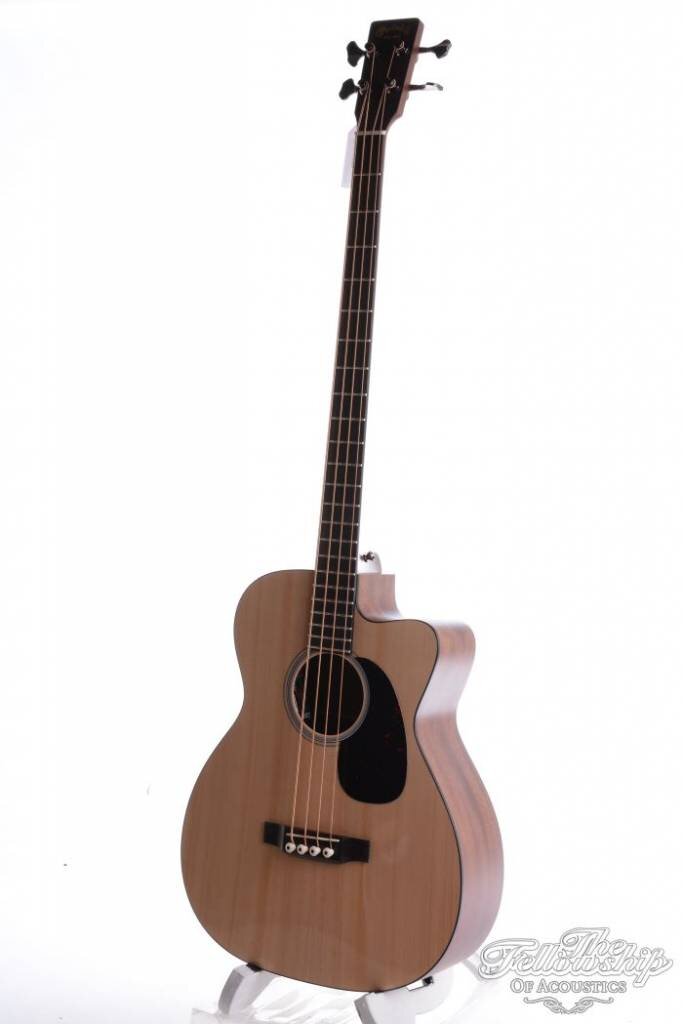 BCPA4 Akoestische Basgitaar