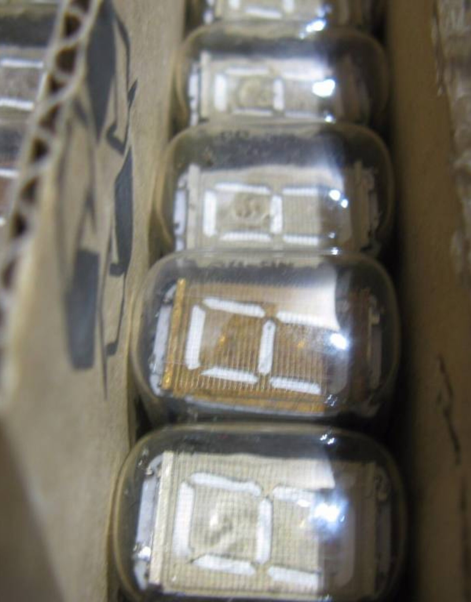 Nixie IV-22 (ИВ-22) VFD Buis, Post USSR, Vintage