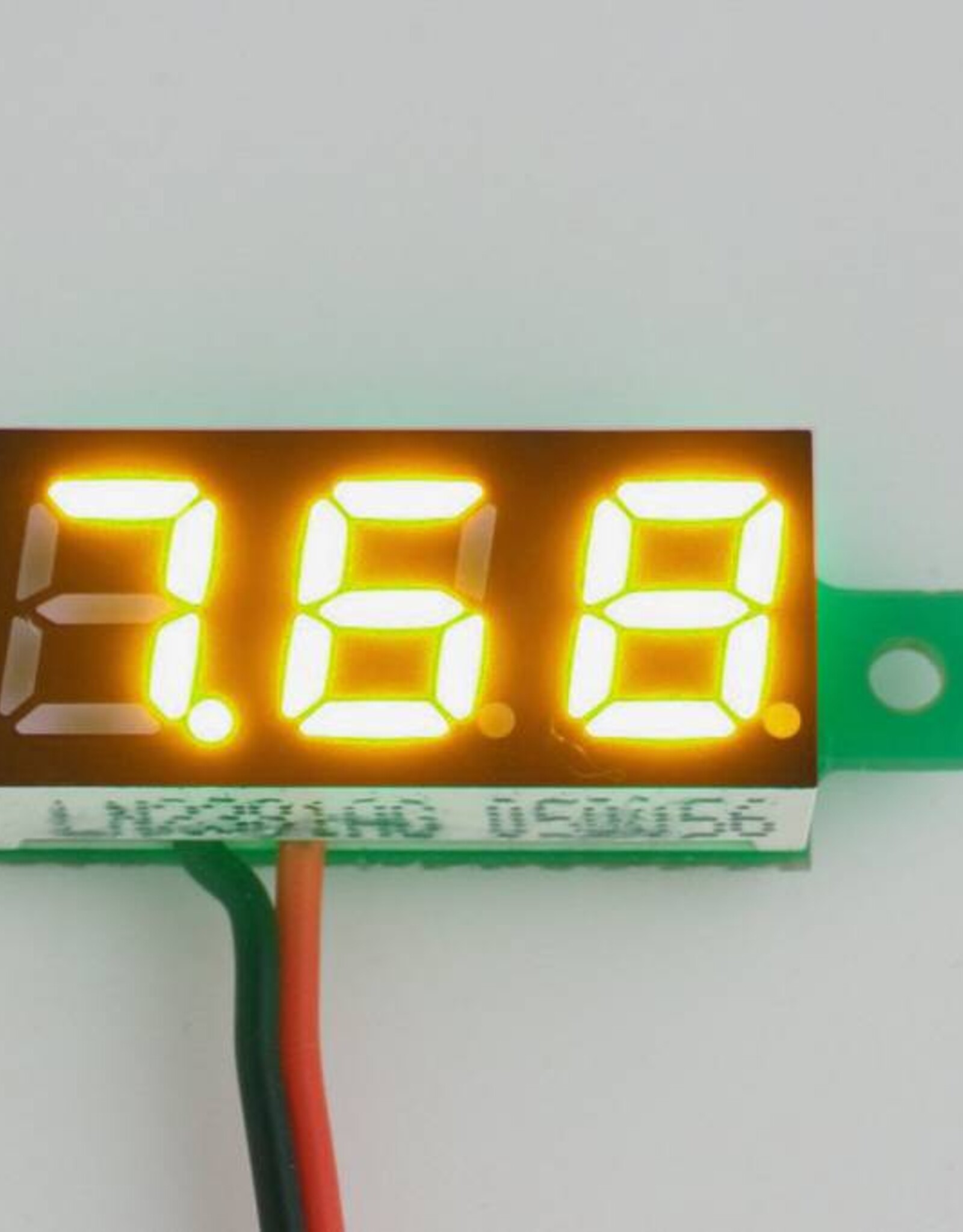 Mini Voltmeter Geel, 2 Draads 3 tot 30 Volt DC 0.28"