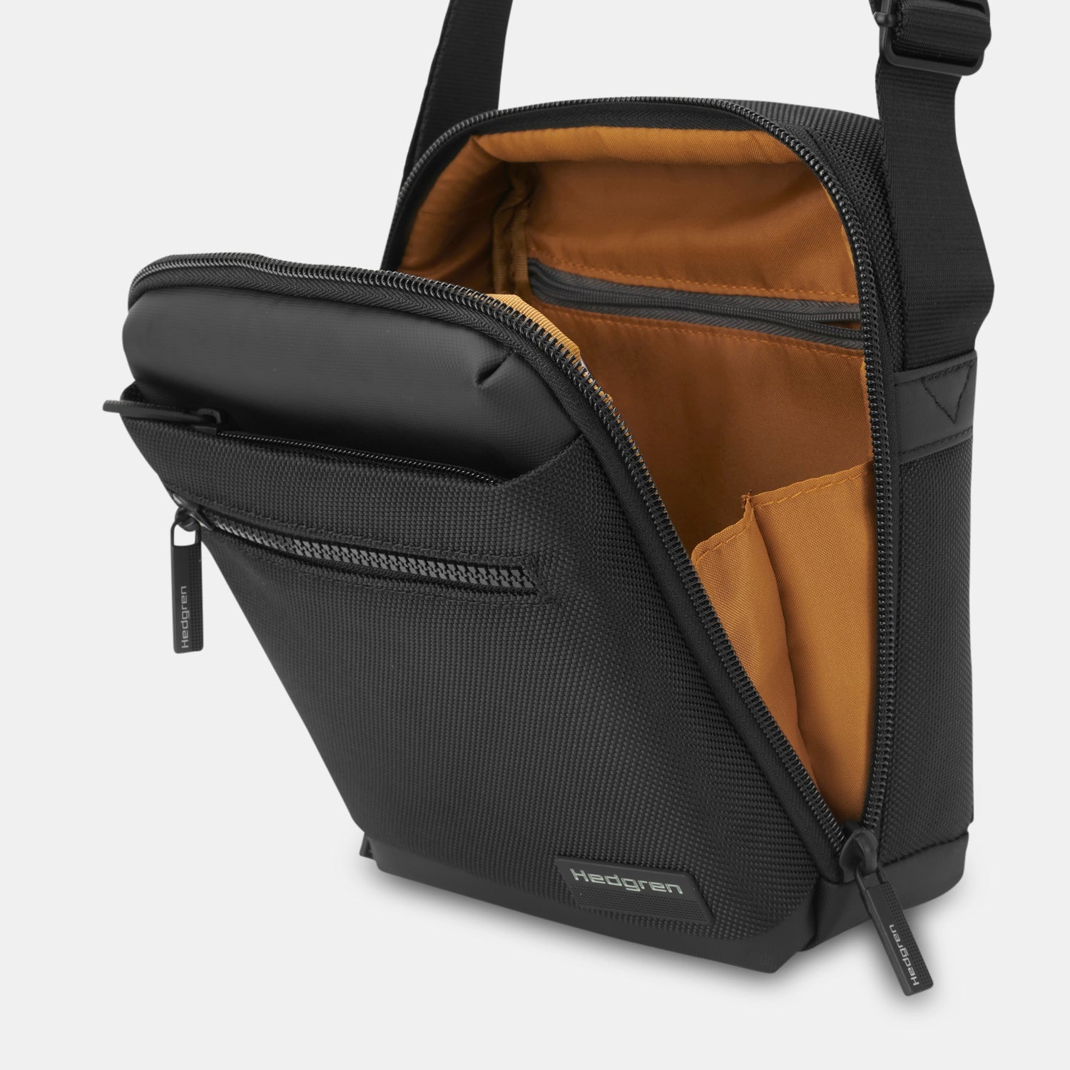 Hedgren Next App crossover pouch 7" RFID zwart