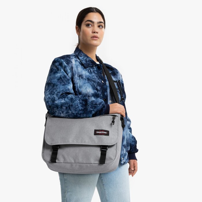 Eastpak Delegate + 15.6" laptop-Schoudertas sunday grey