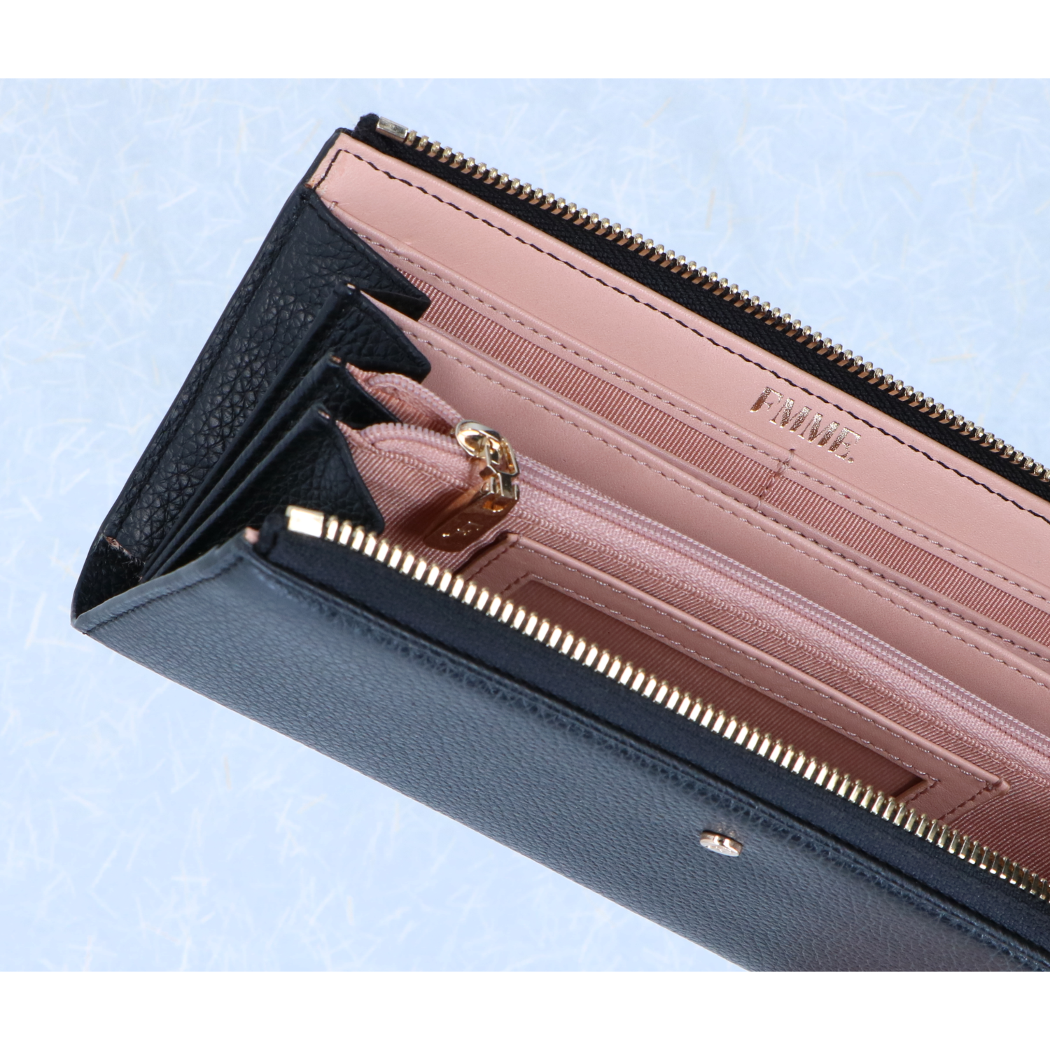FMME. Wallet Large Grain zwart