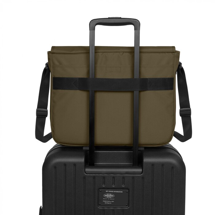 Eastpak Delegate + 15.6" laptop-Schoudertas army olive